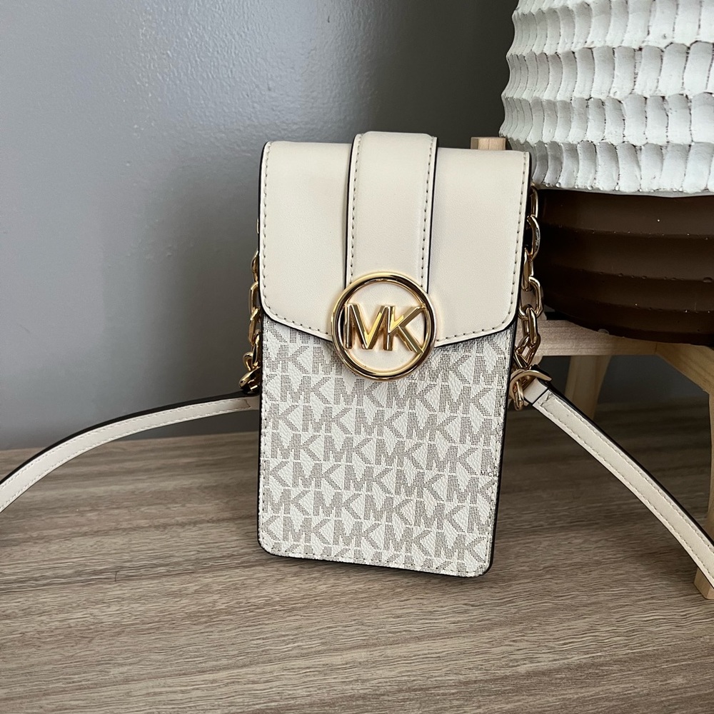 Michael Kors phone purse